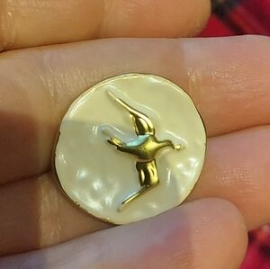 Schiaparelli 1 Brooch buttons